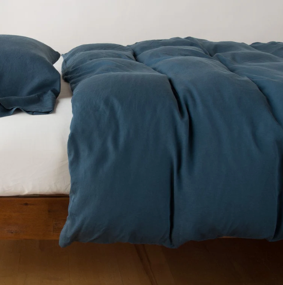 In Stock Bella Notte Madera Luxe Pillowcase in Midnight, standard size, soft fabric with elegant, luxurious design.