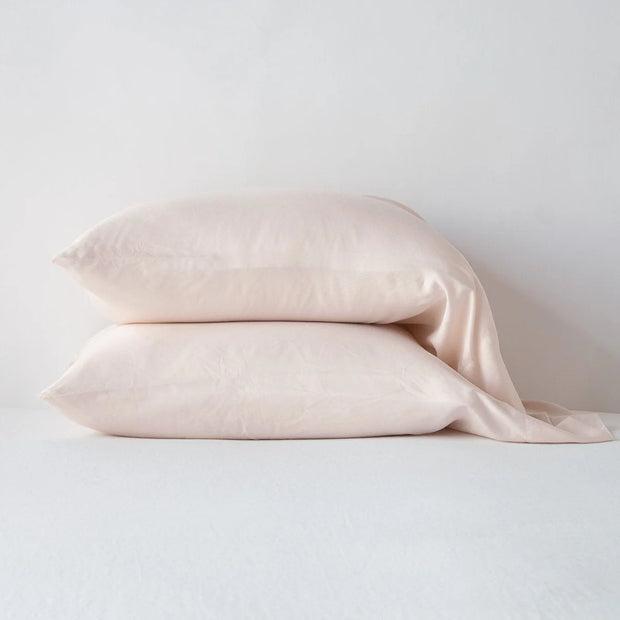 In Stock Bella Notte Madera Luxe Pearl pillowcase, standard size, soft fabric with elegant pearl finish for a luxurious bedroom look.