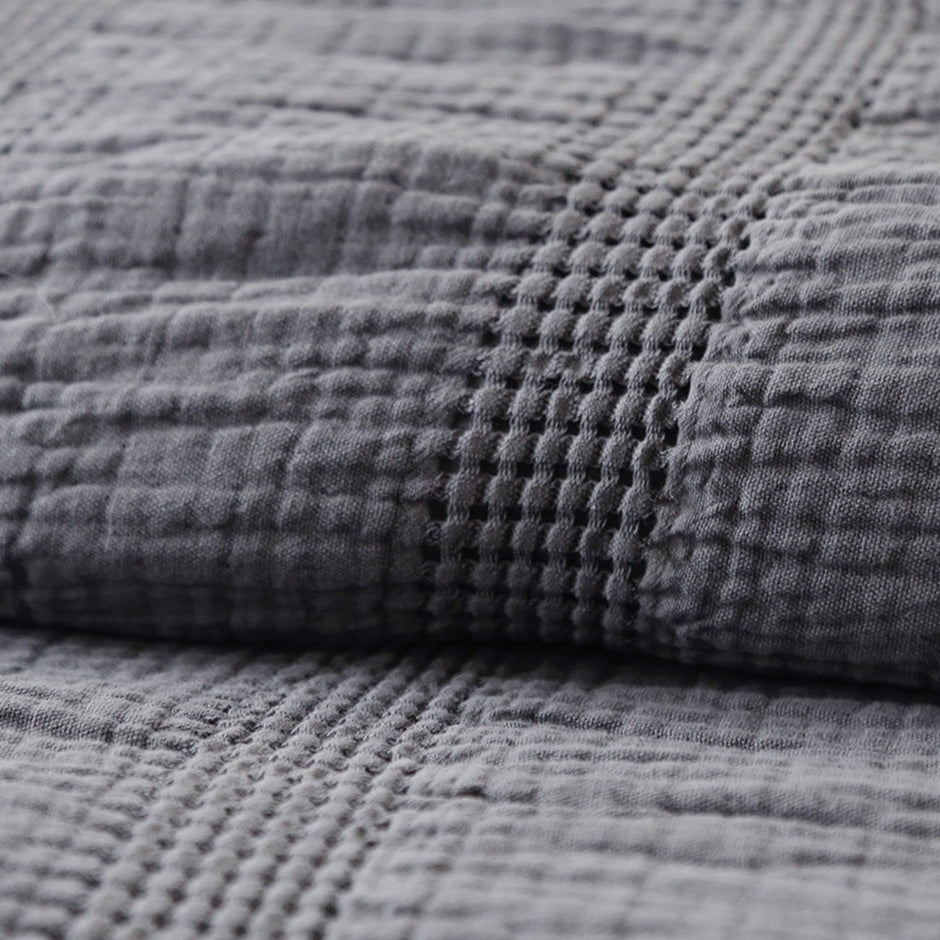 Nantucket Oversized Throw - Maaribu