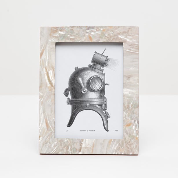 Pigeon & Poodle Aurora frame holding a 4x6 photo, featuring a sleek, modern design in a stylish finish.