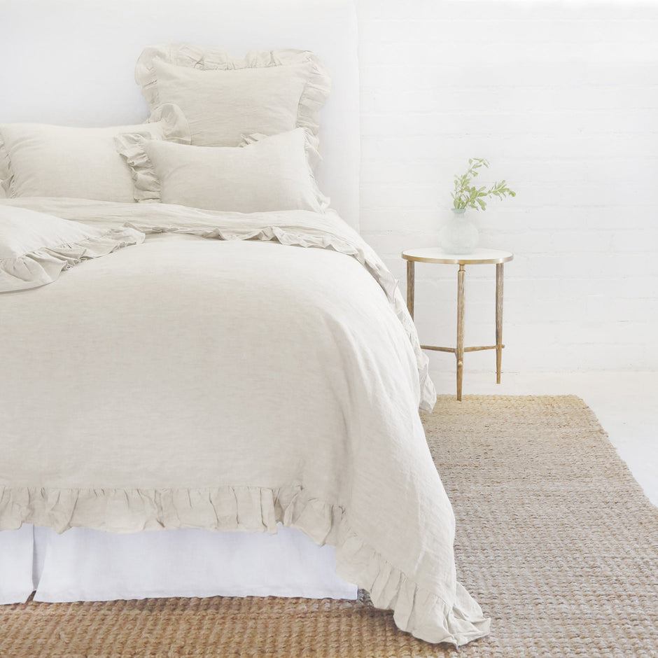 King size Pom Pom at Home Charlie duvet cover in flax fabric with pom-pom trim, made from soft, comfortable material.
