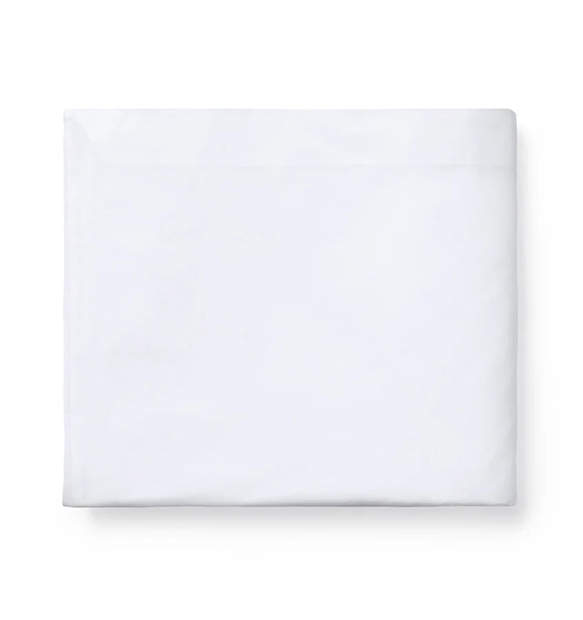 White Sferra Celeste duvet cover, soft and luxurious bedding for queen-sized beds, showcasing elegant fabric and stitching details.