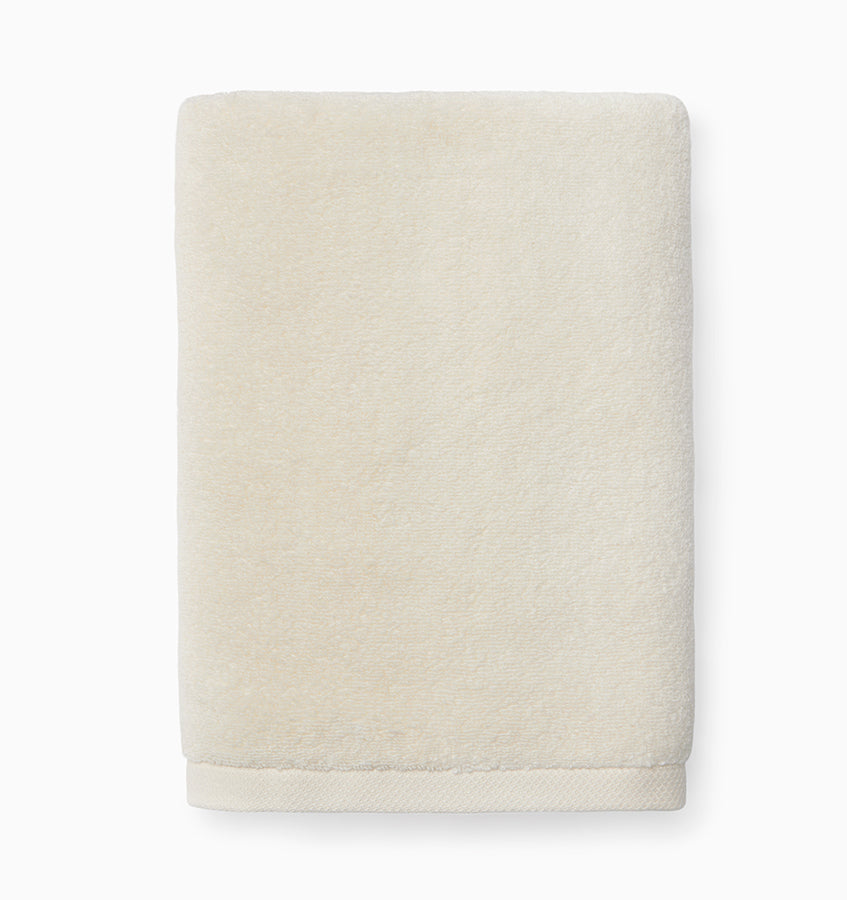 Ivory Sferra Cielo hand towel with soft, plush fabric and elegant design, perfect for bathroom or guest use.