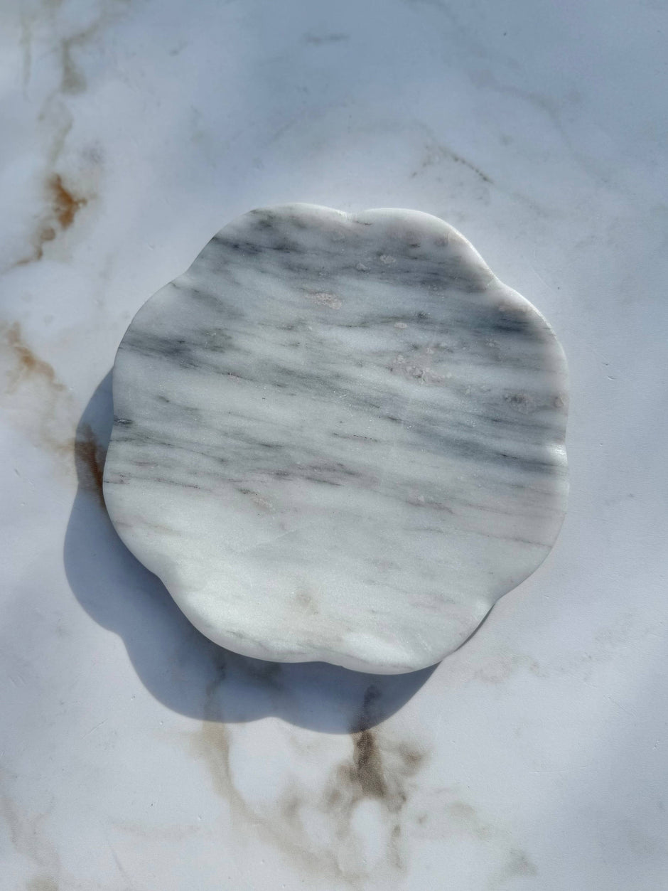 White Belle marble tray by Villa Lua Home, featuring a sleek rectangular design with smooth marble surface for elegant display.